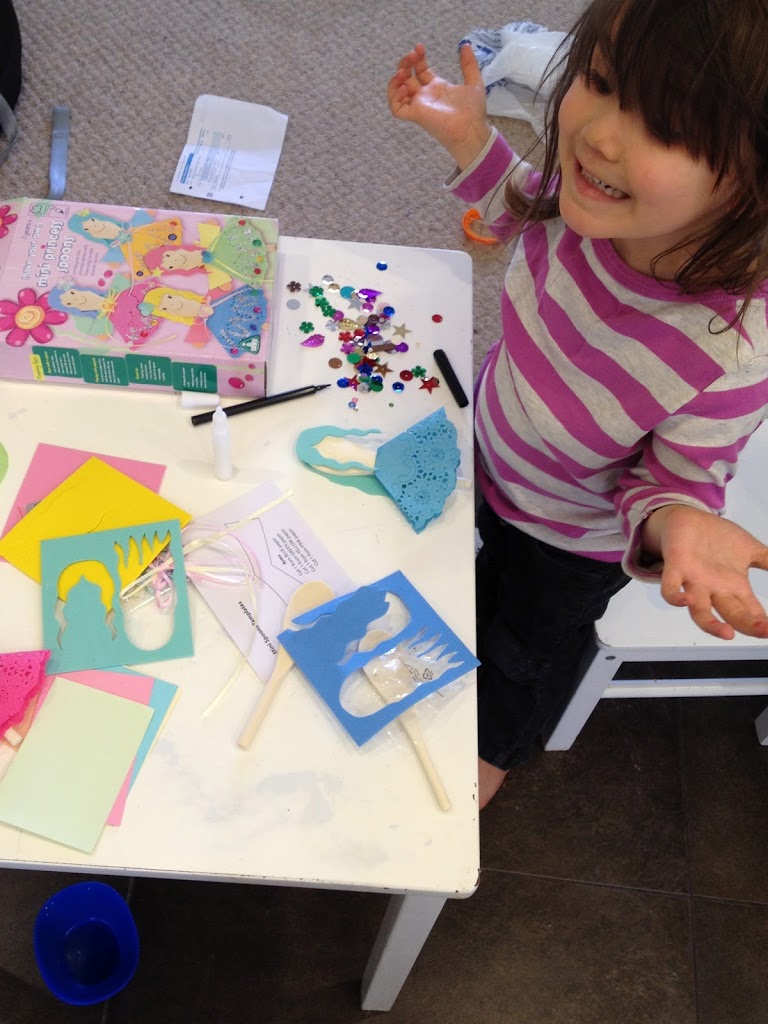 GOING CRAFTY CRAAAAZY!!! (kids’ crafts)