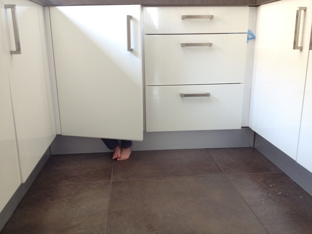 DISAPPEARING ACT (hide and seek toddler-style)