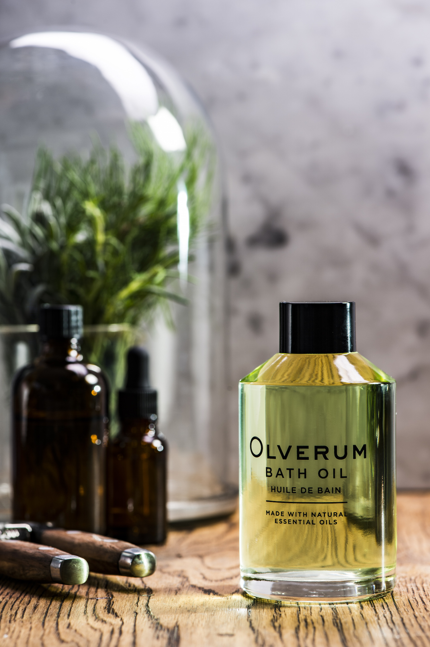 OLVERUM LUXURY BATH OIL GIVEAWAY!