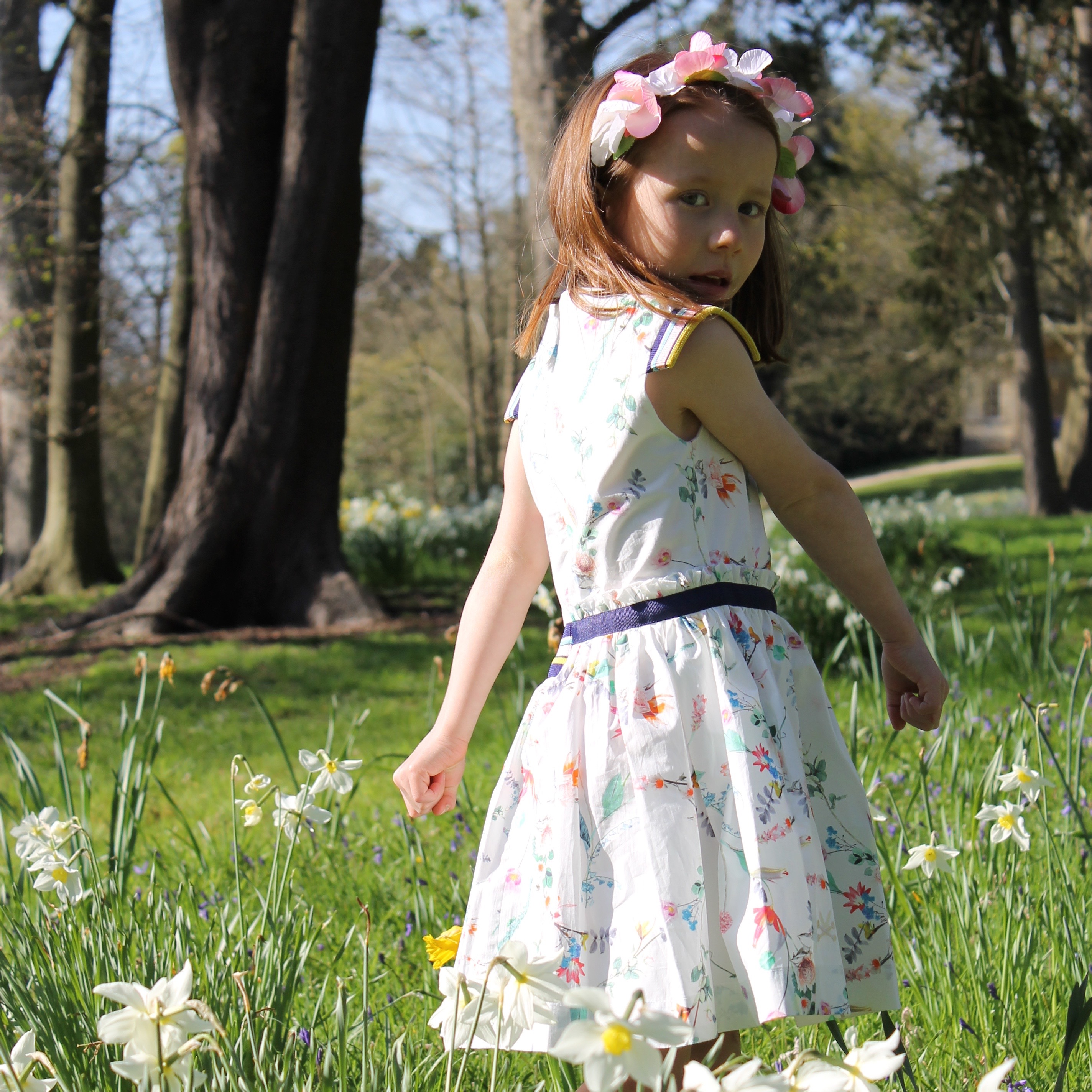 children's party dresses N + white dress