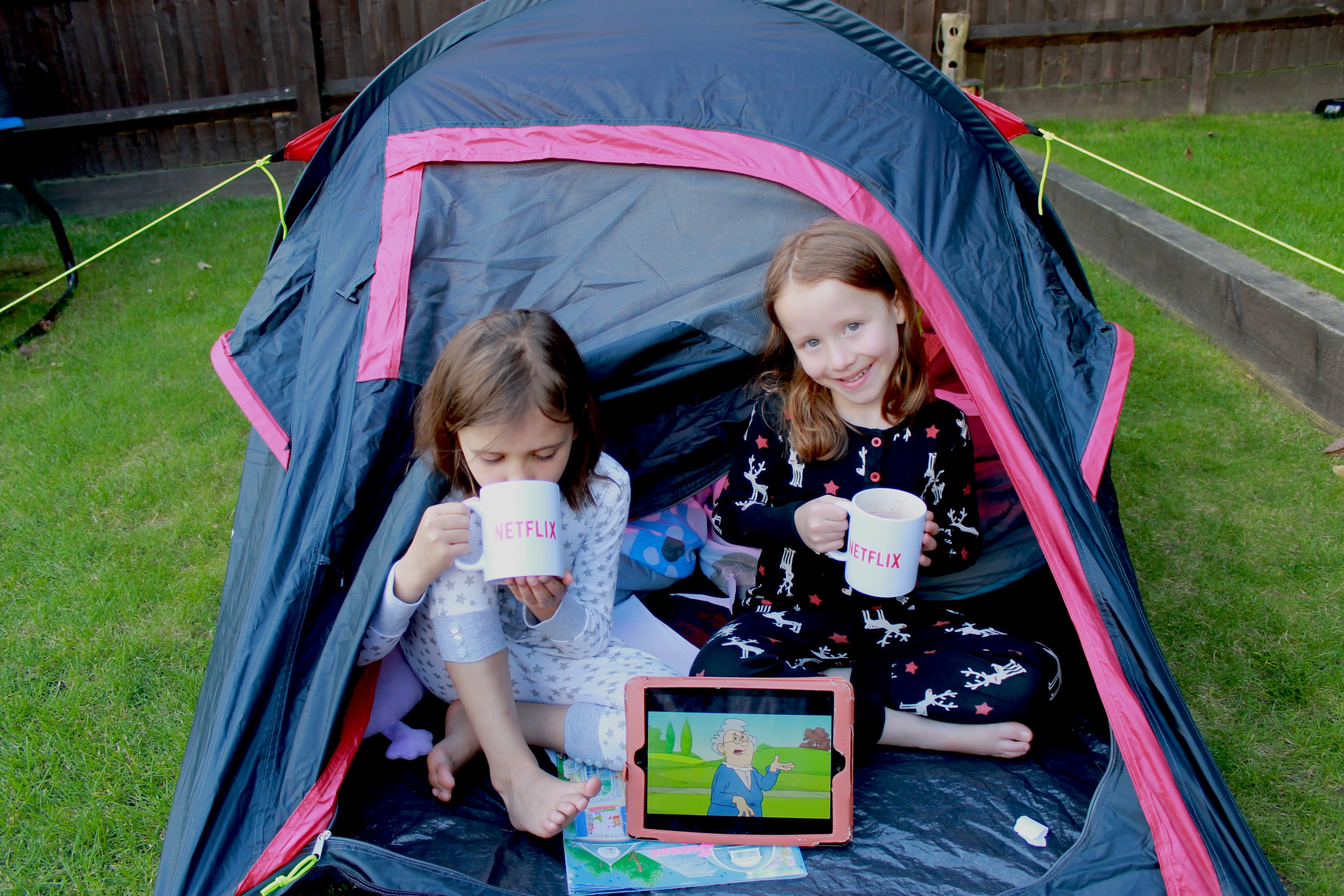 GLORIOUS GLAMPING // living the netflix #streamteam dream