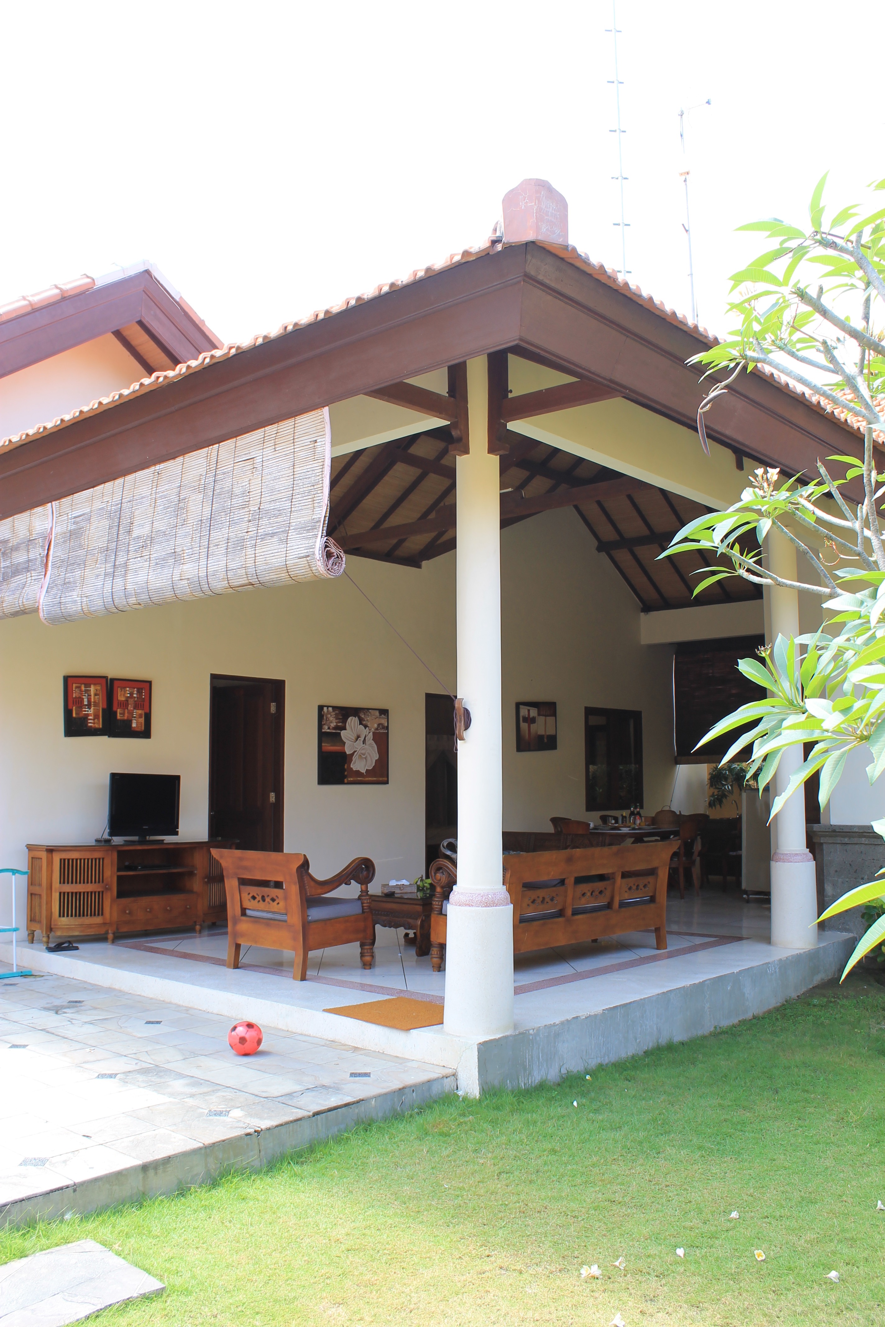 Grand Bali Villa lounge area