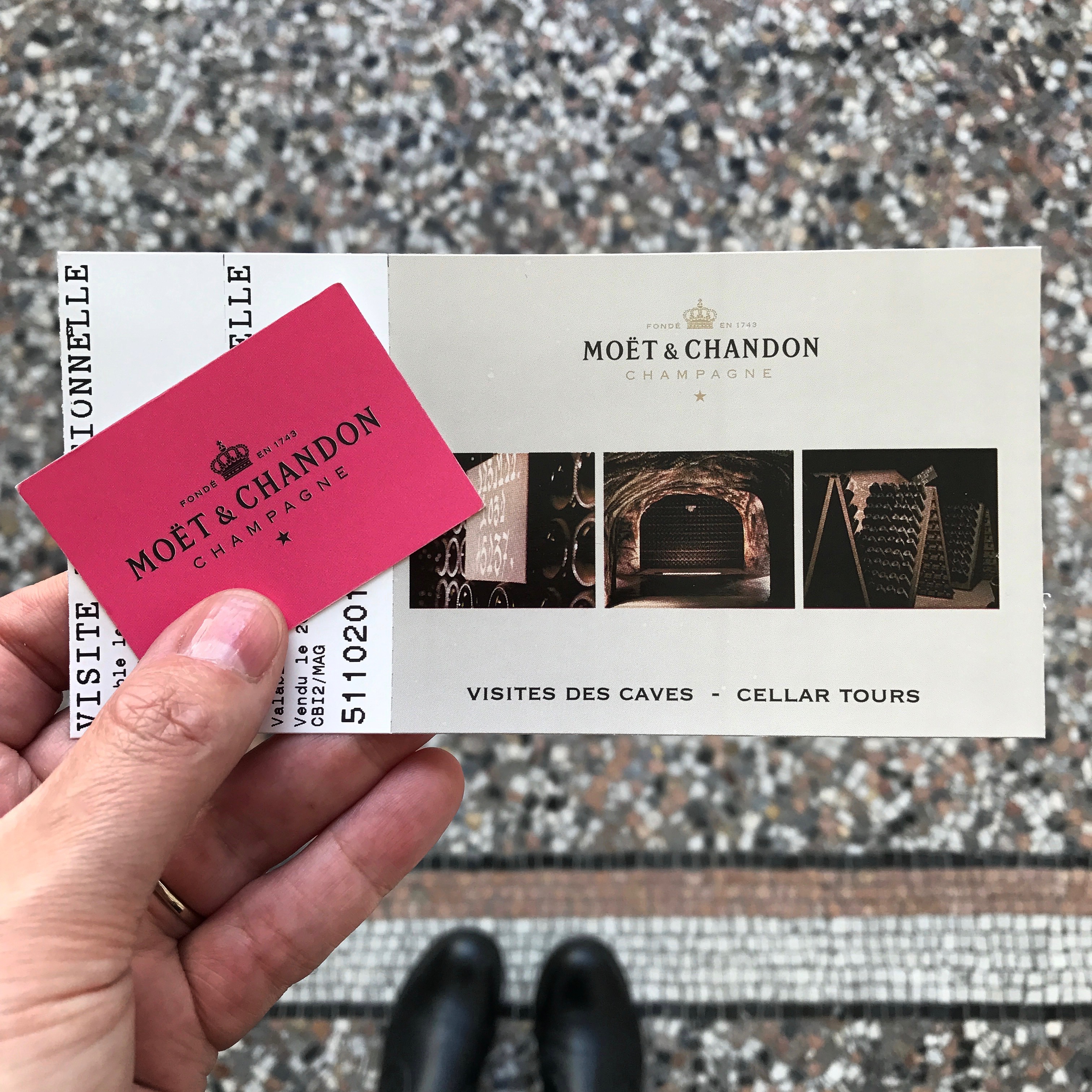 Champagne Moet ticket