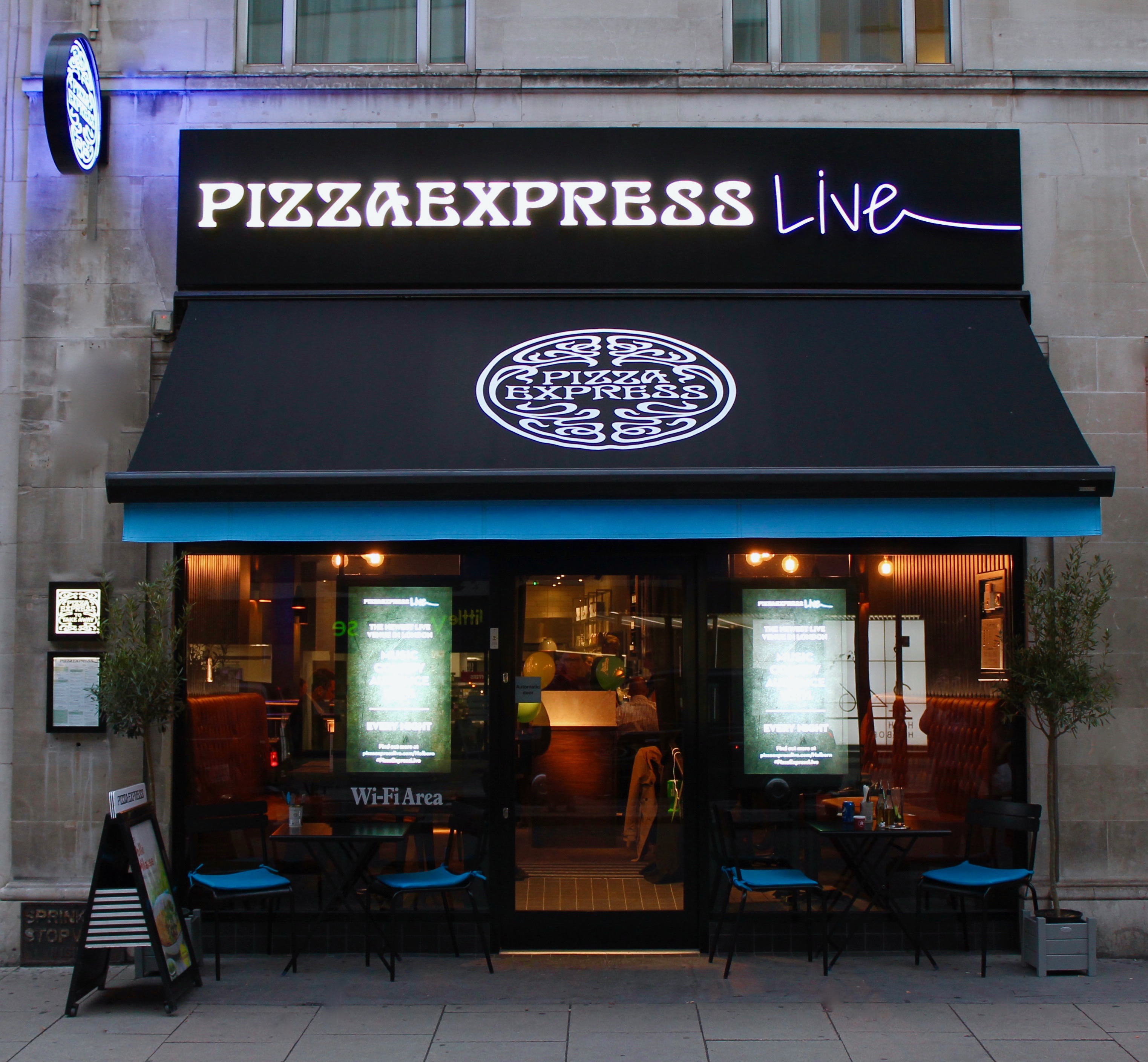 PIZZA, PARTIES & PROSECCO // london’s surprising new live music venue