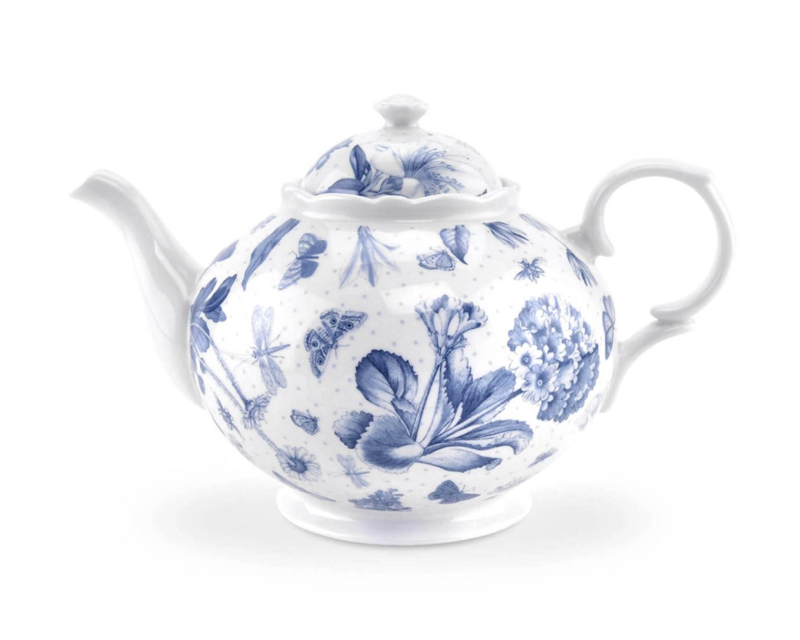 WIN! A STUNNING PORTMEIRION BOTANIC BLUE TEAPOT & CAKE STAND