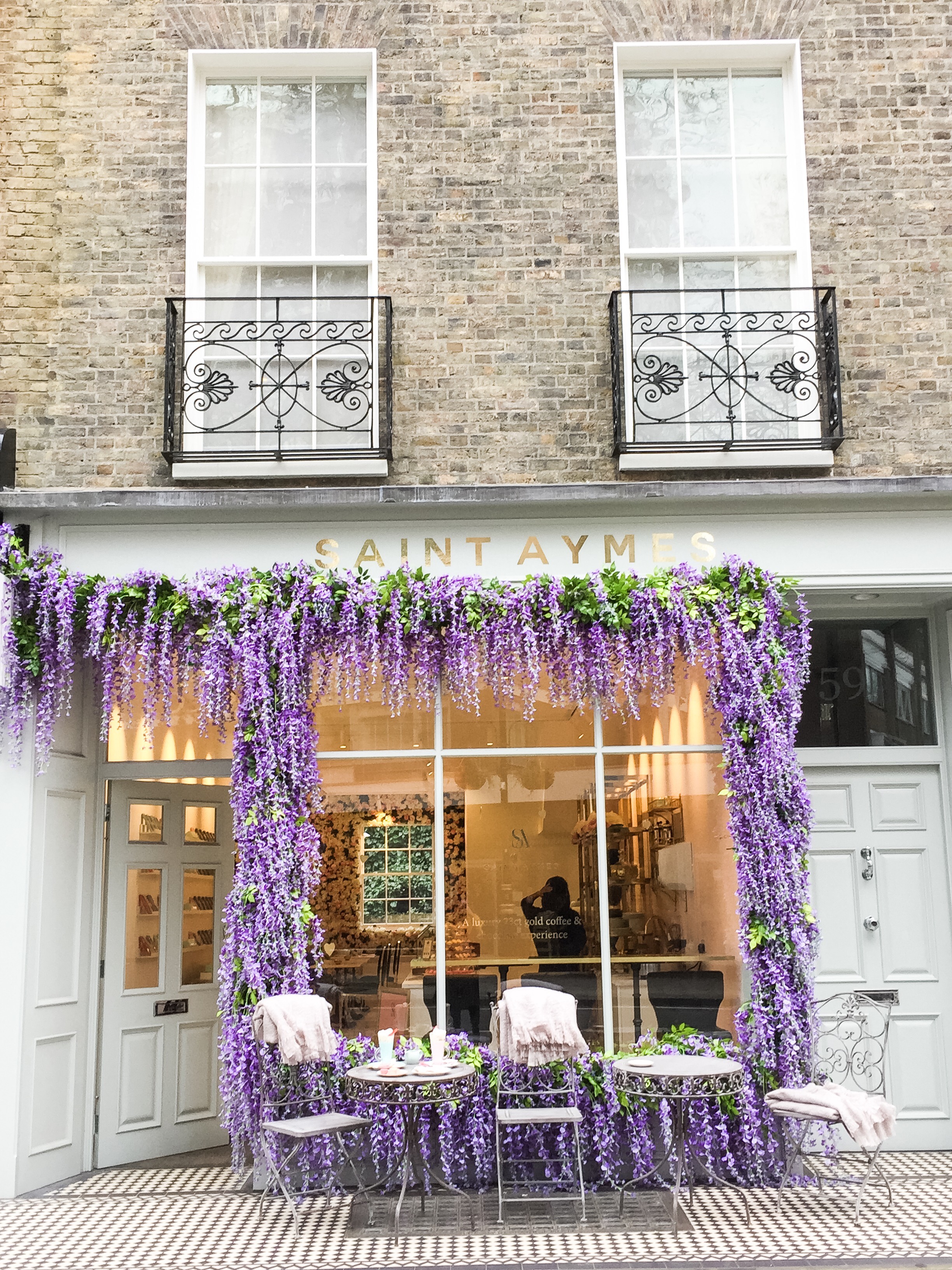 Scenic Instagram locations St Aymes exterior
