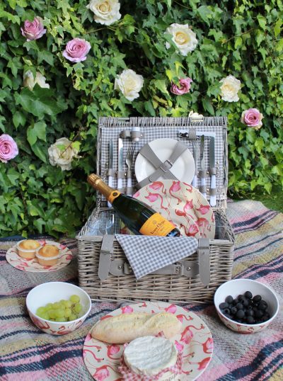 AL FRESCO AFTERNOON DELIGHTS // our perfect picnic picks