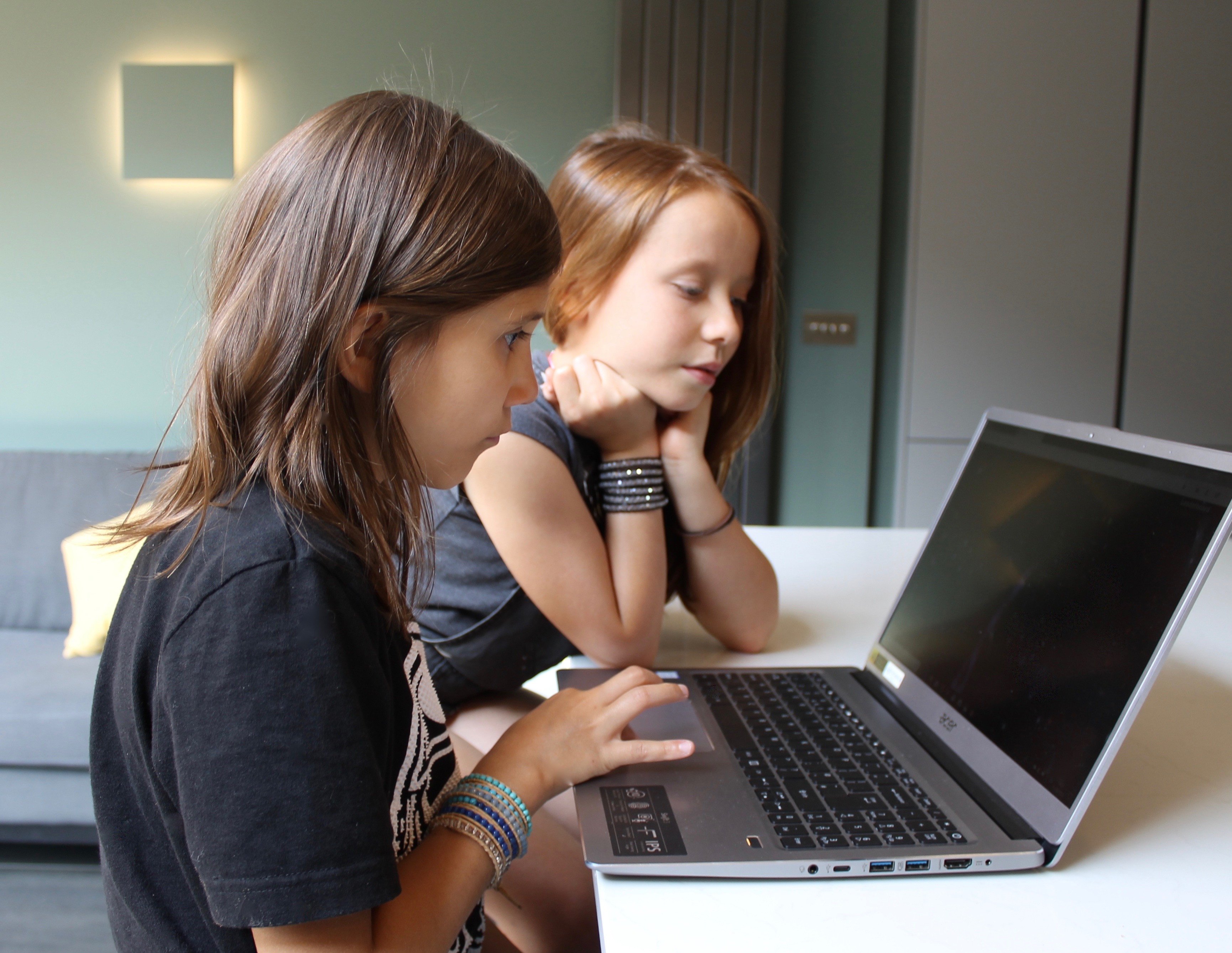 laptops for children bench