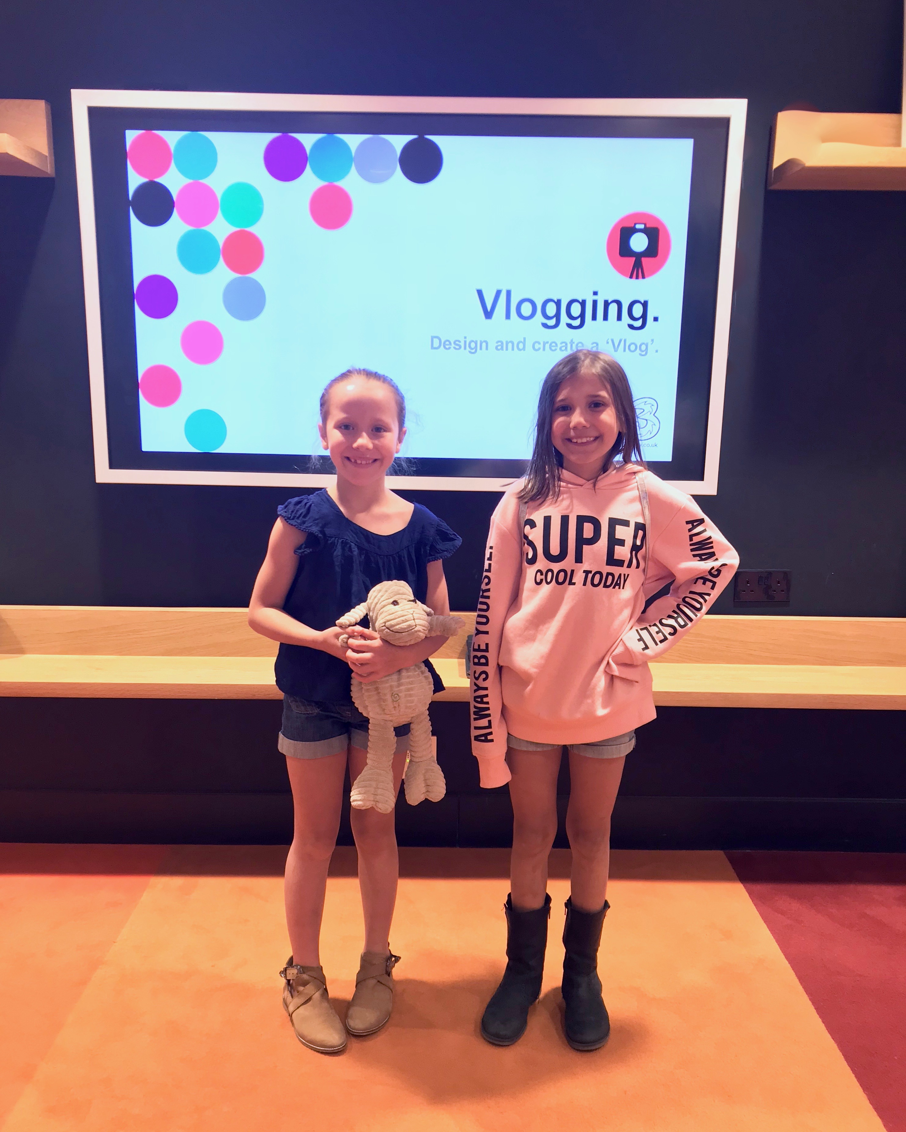 Vlogging for kids screen