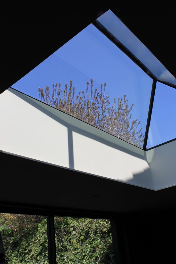 Different glazing options - roof pyramid and sliding doors