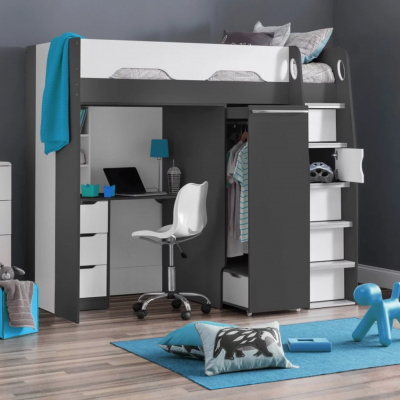 READY FOR BED // choosing a kids’ bed when you have limited space